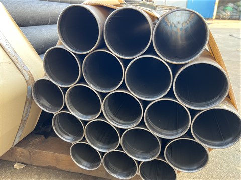 DN100內襯不銹鋼直縫管